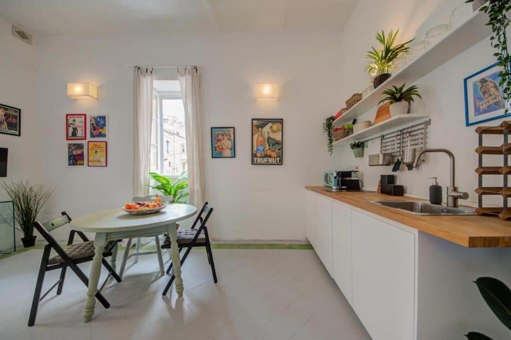 Traditional Maltese Town House In Floriana Eksteriør bilde